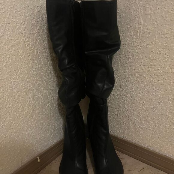 CHASE + CHLOE leatherette slouchy pointy toe black knee high heels SIZE 9 - Picture 4 of 7